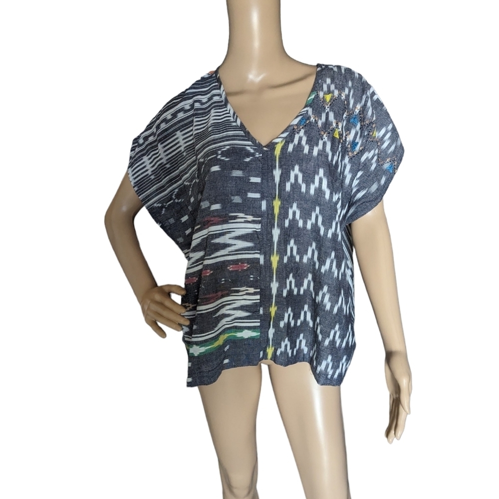 Dignity Not Charity Boho Gray Tribal Geometric Print Embroidered Tee Size 1X